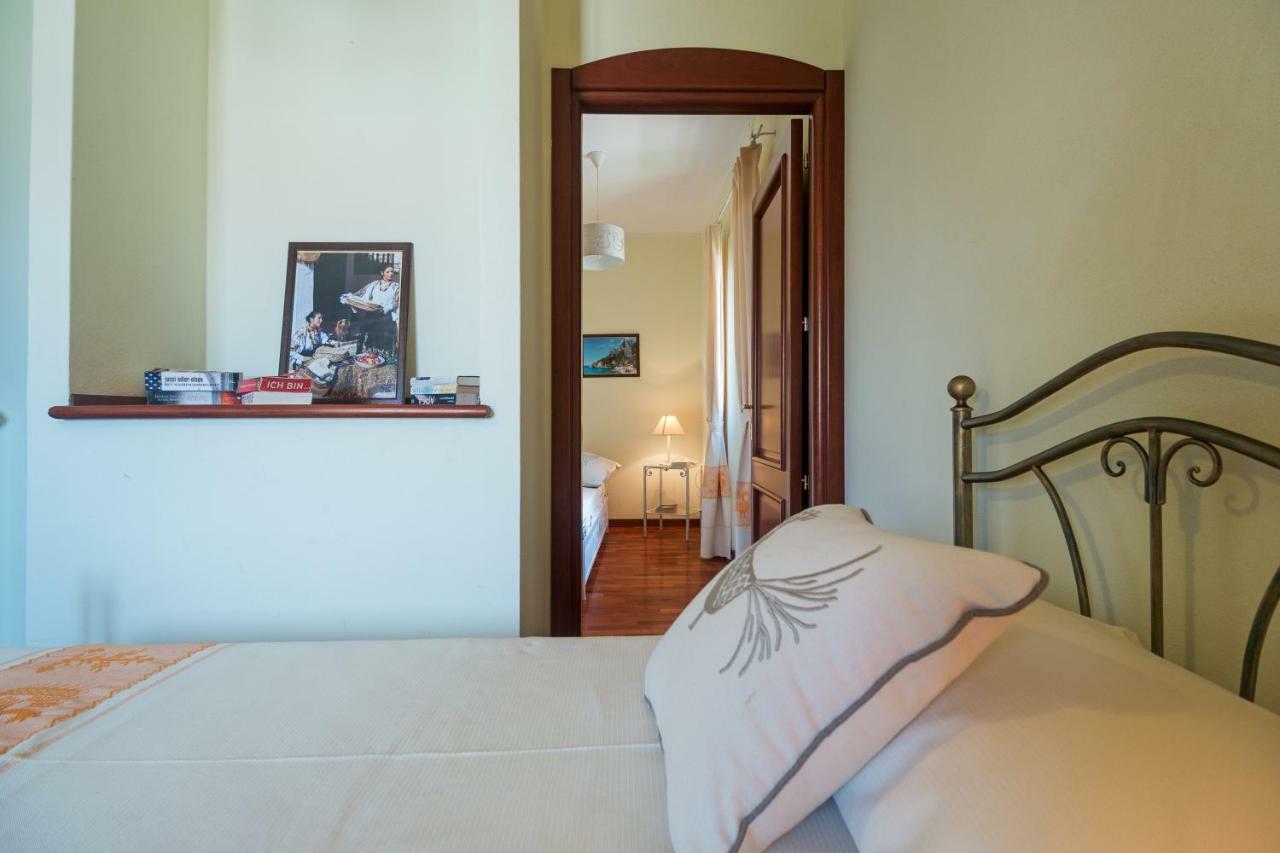 Villa Corrasi Oliena Luxury Extérieur photo